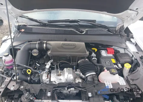 2025 Jeep Compass Latitude 4X4 z USA, uszkodzony, nr VIN 3C4NJDBN9ST617390